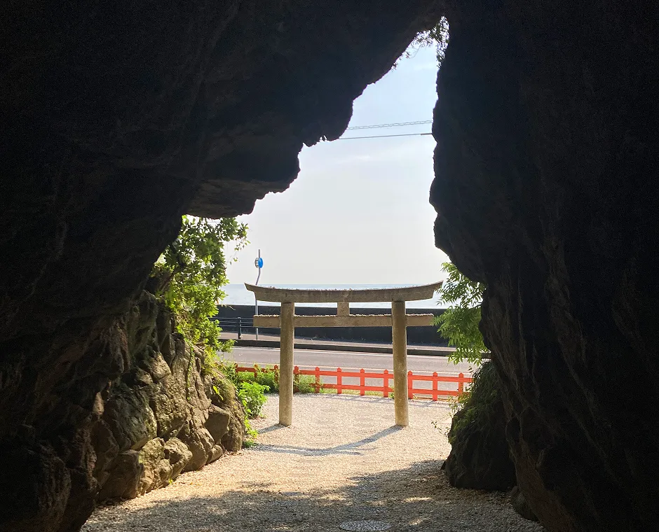 安乎岩戸神社